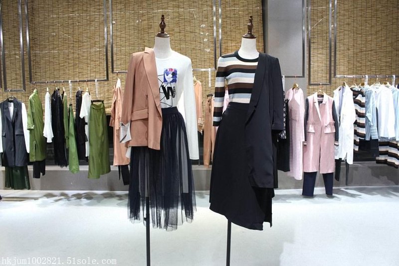 品牌定制与本地工厂加工：3个关键差异帮你做出正确选择